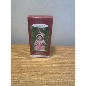 2001‎ Hallmark Keepsake Ornament Mistletoe Miss